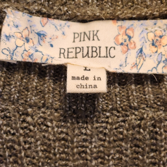 Brand New Ladies Large Artic Olive pullover sweater *°Pink Republic) - Picture 4 of 7